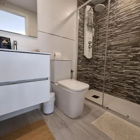 Elegance And Comfort Steps From Carrefour *