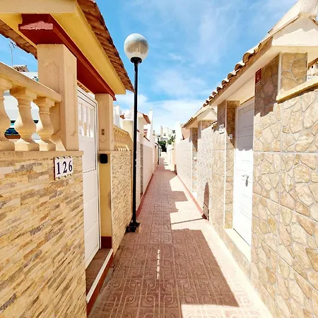 Elegance And Comfort Steps From Carrefour * Torrevieja