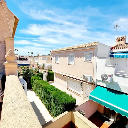Elegance And Comfort Steps From Carrefour Holiday home *