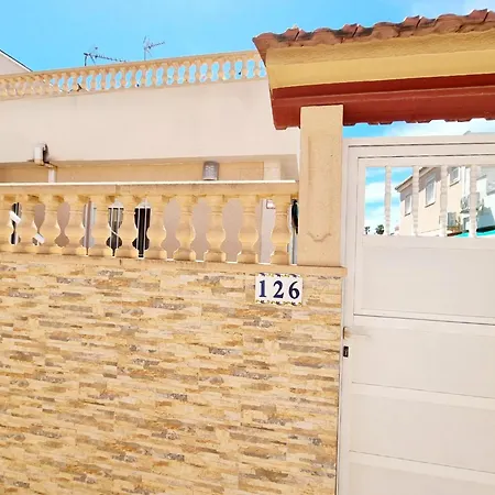 Elegance And Comfort Steps From Carrefour * Torrevieja