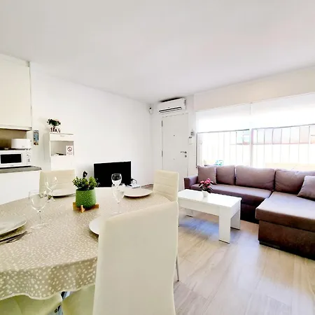 Holiday home Elegance And Comfort Steps From Carrefour *